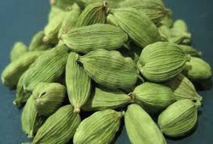 நம் உடலில் இயற்கையாக உள்ள நோய் எதிர்ப்பு செல்களை தூண்டி வைரஸை சுலபமாக அழிக்கும் ஏலக்காய்.