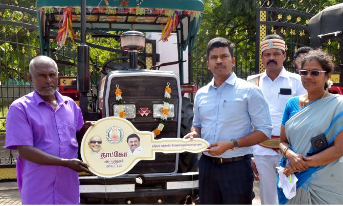 மக்கள் குறைதீர்க்கும் நாள் கூட்டத்தில் 29.92 இலட்சம் மதிப்பிலான நலத்திட்டத் உதவிகளை மாவட்ட ஆட்சித்தலைவர் அவர்கள் வழங்கினார்.