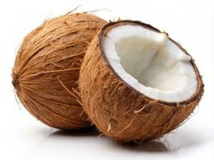 தேங்காய் சரிபாதியாக உடைய....