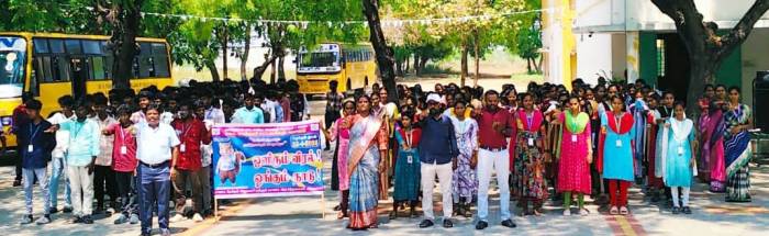 சாத்தூர் சட்டமன்றத் தொகுதிக்குட்பட்ட  KRP கலை மற்றும் அறிவியல் கல்லூரியில் 100% வாக்குப்பதிவை வலியுறுத்தி பிரம்மாண்ட விழிப்புணர்வு உறுதிமொழி ஏற்பு நிகழ்ச்சி.