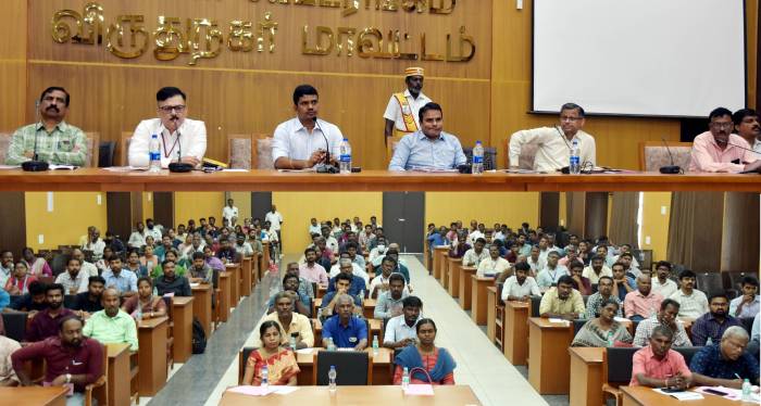 வாக்குச்சாவடிகளில் பணிபுரியும் தேர்தல் நுண்பார்வையாளர்களுக்கான முதற்கட்ட பயிற்சி வகுப்பு மாவட்ட தேர்தல் நடத்தும் அலுவலர்/மாவட்ட ஆட்சித்தலைவர்  அவர்கள் தலைமையில் நடைபெற்றது.