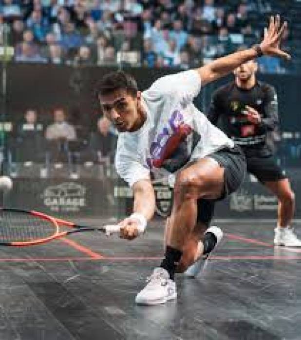 கிராஸ்ஹோப்பர் கோப்பை சர்வதேச ஸ்குவாஷ் போட்டியில் இந்திய வீரர் அபய் சிங் கால்இறுதிக்கு முன்னேறினார்.