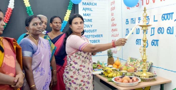 சமுகநலன் மற்றும் மகளிர் உரிமைத்துறை அமைச்சர்  அவர்கள்  இராஜபாளையம் வட்டம் தெற்கு வெங்காநல்லூர் ஊராட்சியில்  கட்டப்பட்டுள்ள புதிய அங்கன்வாடி மைய கட்டிடத்தினை திறந்து வைத்தார்.