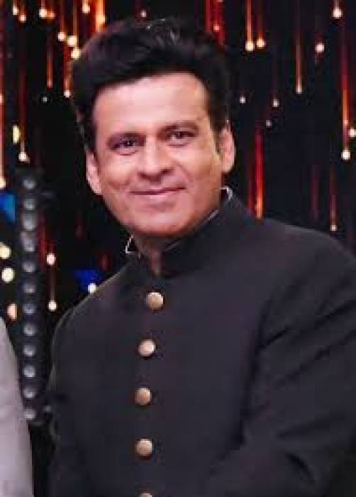காந்தியாக மனோஜ் பாஜ்பாய்.