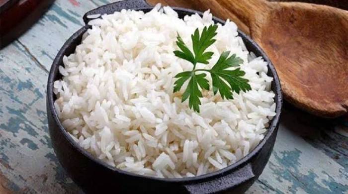புது அரிசி சாதம் குழையாமல் இருக்க.....