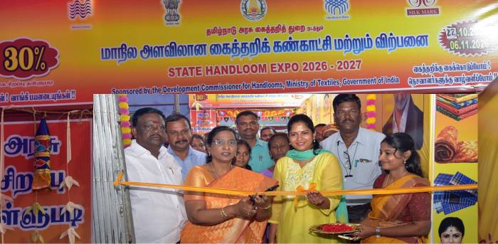 மாநில அளவிலான கைத்தறி கண்காட்சி மற்றும் விற்பனையினை கைத்தறி, கைத்திறன், துணி நூல் மற்றும் கதர் துறை அரசு செயலர்  அவர்கள் மாவட்ட ஆட்சித் தலைவர் அவர்கள் தலைமையில் தொடங்கி வைத்தார்.