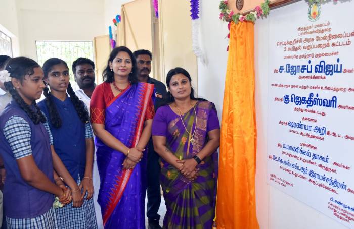 சமூக நலன் மற்றும் மகளிர் உரிமைத்துறை அமைச்சர்  அவர்கள் ரூ.12.98 கோடி மதிப்பீட்டில் முடிவுற்ற திட்டப் பணிகளை திறந்து வைத்தார்.