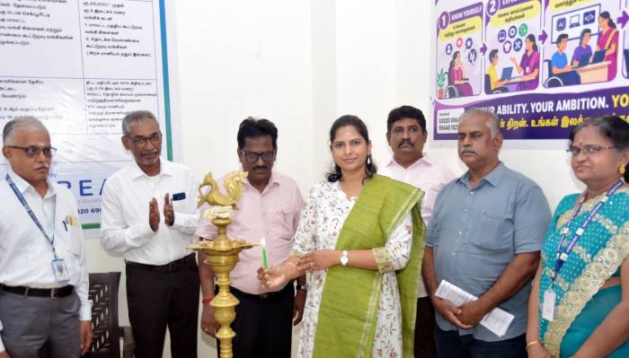 மாற்றுத்திறனாளிகளுக்கான தனியார் துறை வேலைவாய்ப்புப் பயிற்சி மற்றும் ஆலோசனை மையம்.